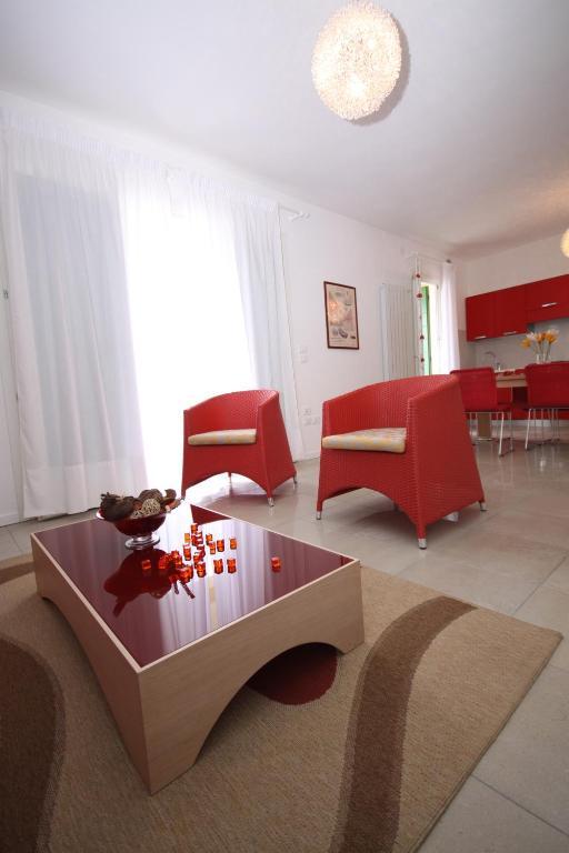 Residence Maestrale Caorle Exteriör bild